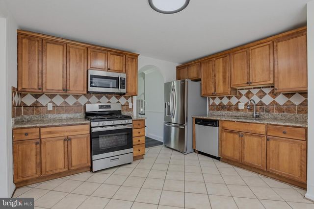 4700 BEL PRE RD, Rockville, MD 20853