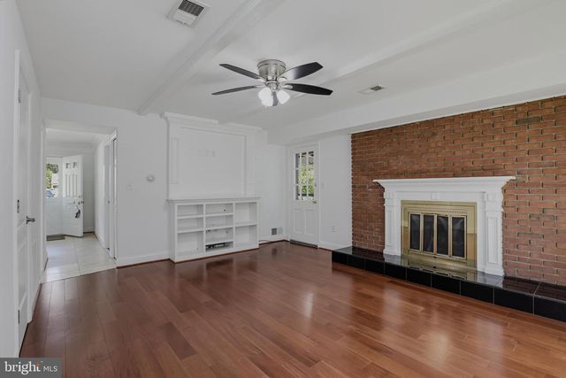 4700 BEL PRE RD, Rockville, MD 20853