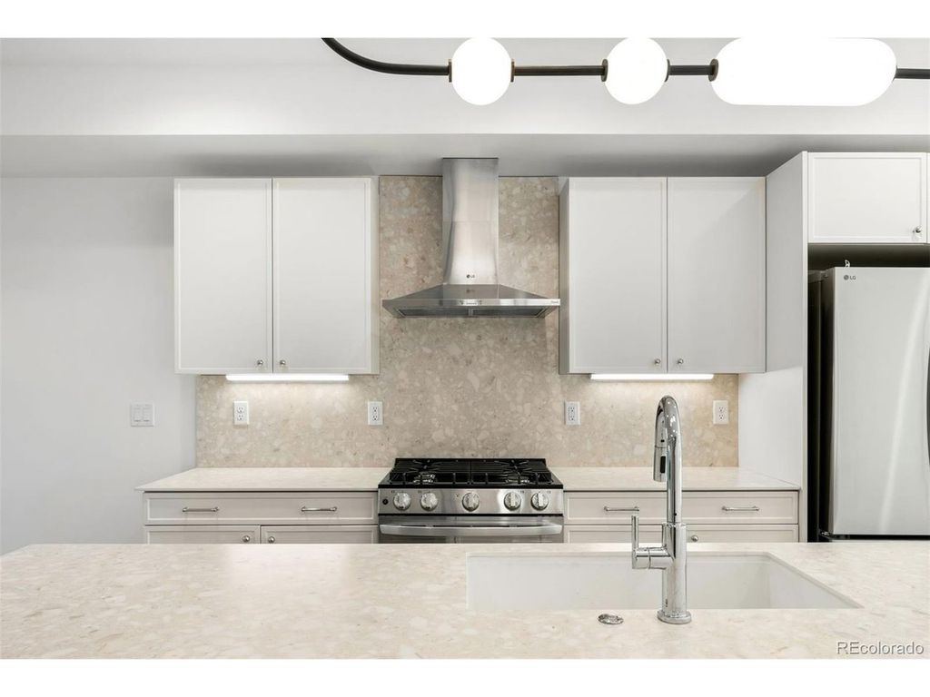 5894 E 14th Ave, Denver, CO 80220