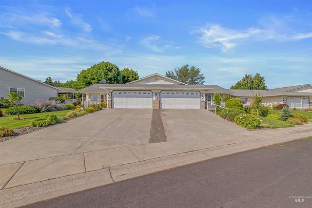 924 Magnolia St B, Lewiston, ID 83501