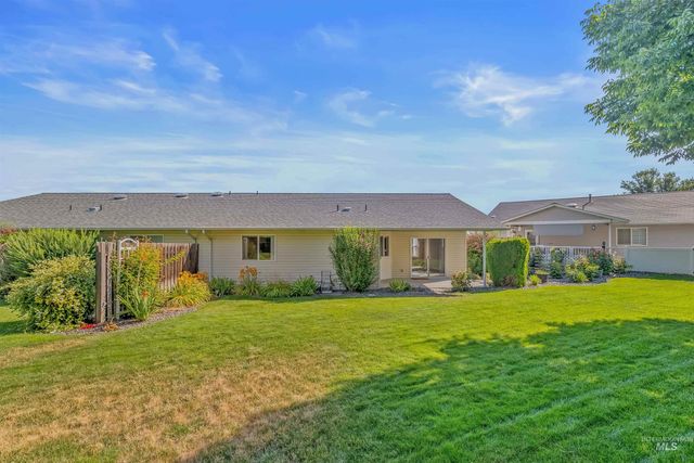 924 Magnolia St B, Lewiston, ID 83501