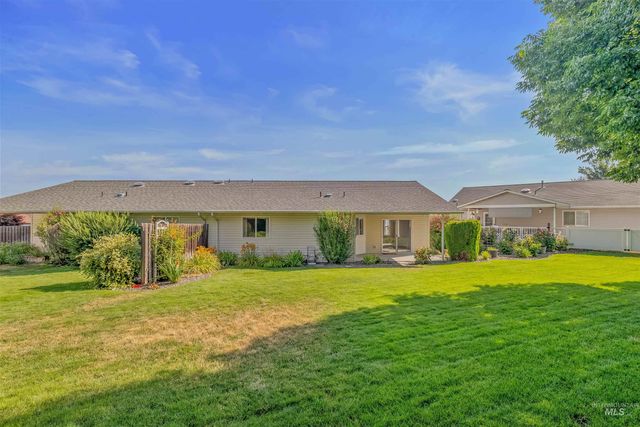 924 Magnolia St B, Lewiston, ID 83501