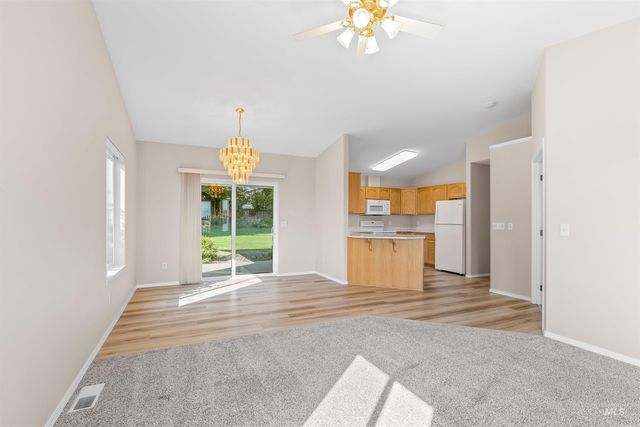 924 Magnolia St B, Lewiston, ID 83501