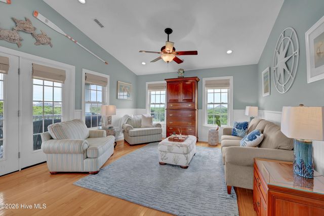 117 Beachwood Drive, Holly Ridge, NC 28445