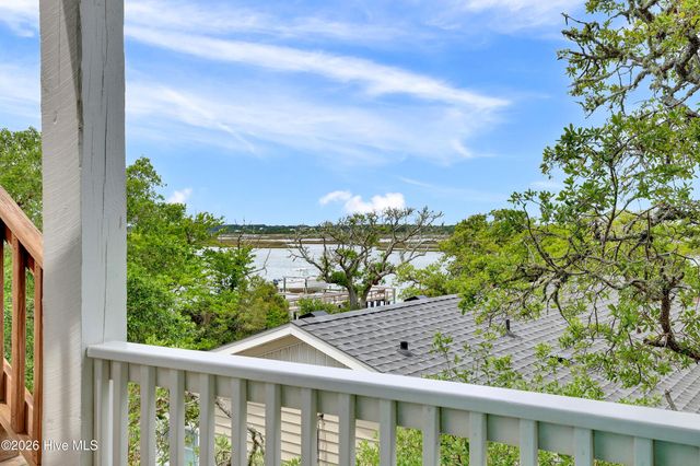 117 Beachwood Drive, Holly Ridge, NC 28445