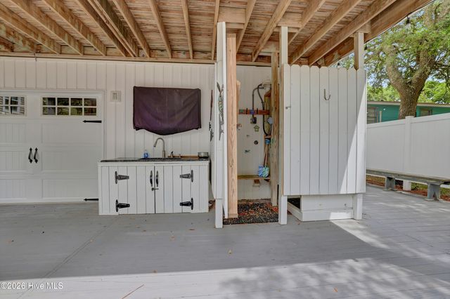 117 Beachwood Drive, Holly Ridge, NC 28445