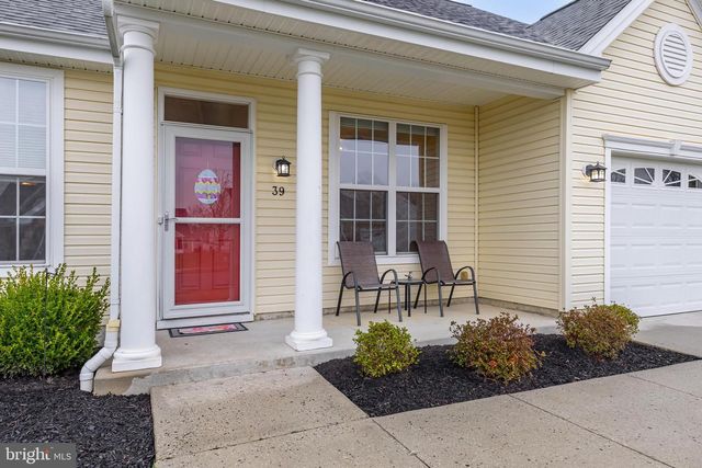 39 MEADOWVIEW DR, Woodstown, NJ 08098