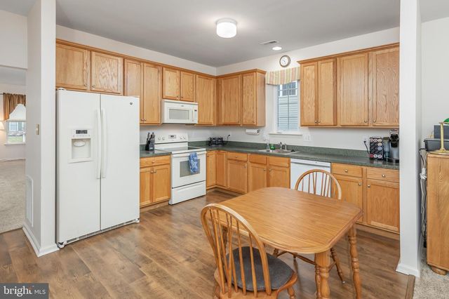 39 MEADOWVIEW DR, Woodstown, NJ 08098