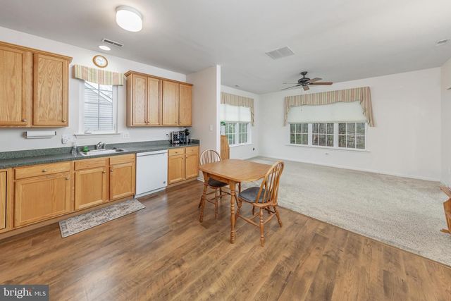 39 MEADOWVIEW DR, Woodstown, NJ 08098