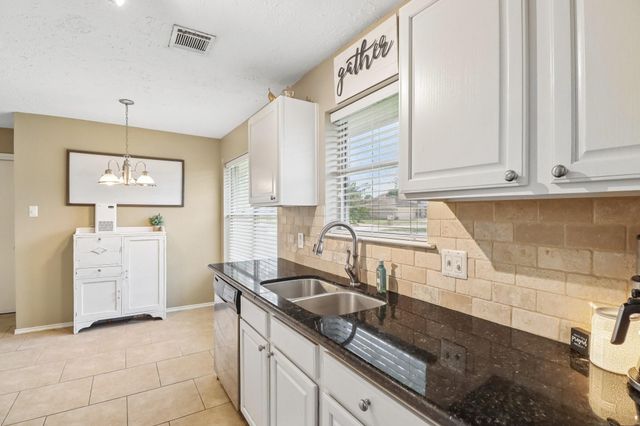 1505 Roosevelt Drive, Deer Park, TX 77536