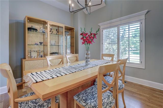11515 W 165th Terrace, Overland Park, KS 66221