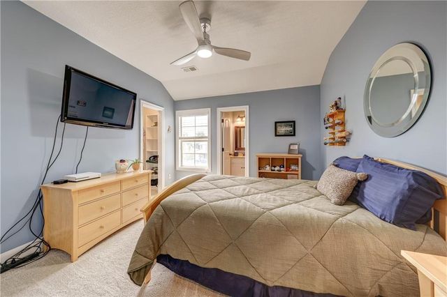 11515 W 165th Terrace, Overland Park, KS 66221