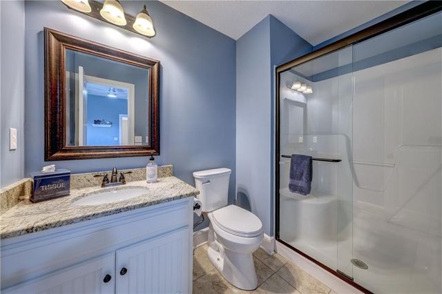 11515 W 165th Terrace, Overland Park, KS 66221