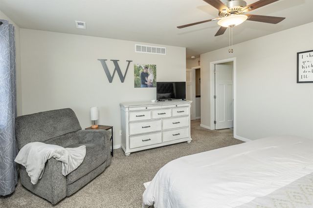 712 NE Whitetail Drive, Ankeny, IA 50021