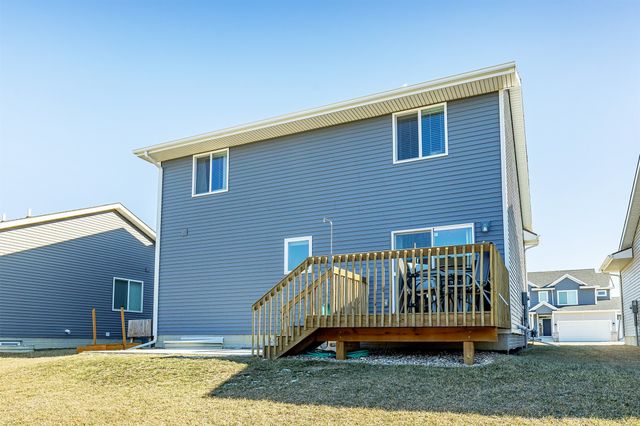 712 NE Whitetail Drive, Ankeny, IA 50021