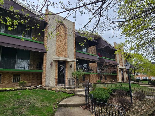9637 S Keeler Avenue 1E, Oak Lawn, IL 60453