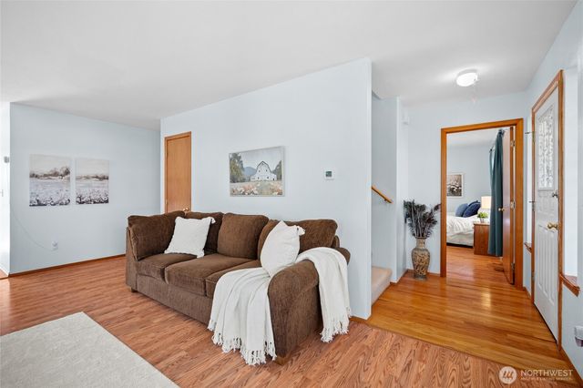 1200 Elm Street, Lynden, WA 98264