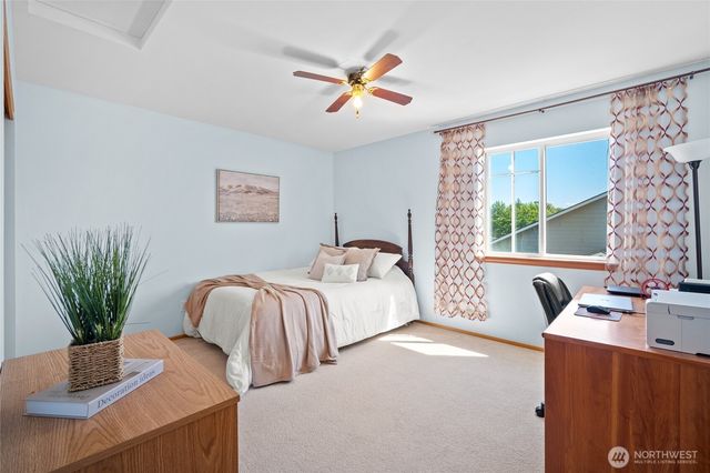 1200 Elm Street, Lynden, WA 98264