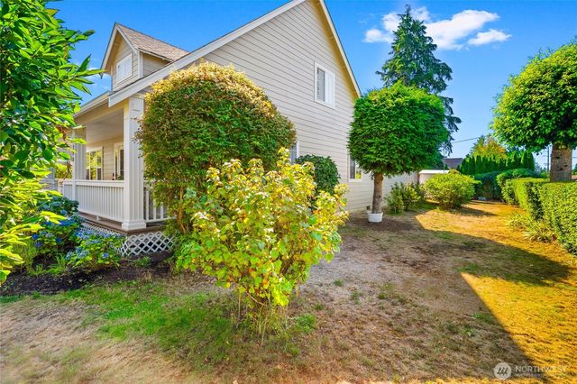1200 Elm Street, Lynden, WA 98264