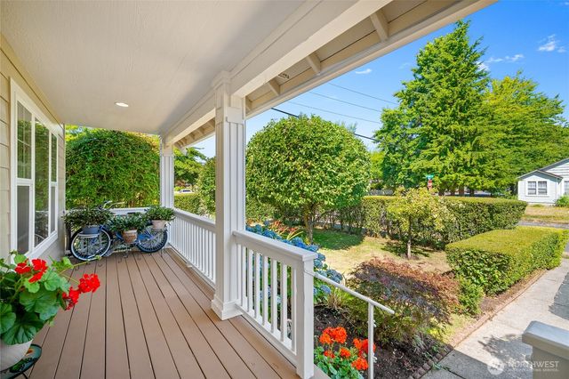 1200 Elm Street, Lynden, WA 98264