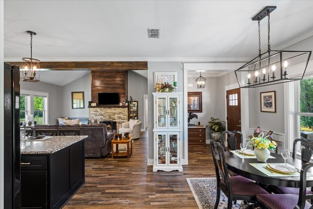 797 Oklahoma, Van, TX 75790