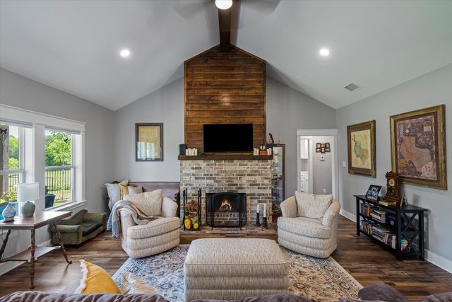 797 Oklahoma, Van, TX 75790