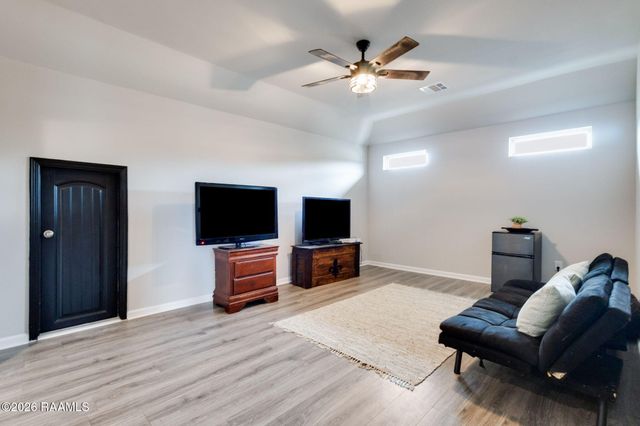 114 Southern Oak Drive, Lafayette, LA 70507