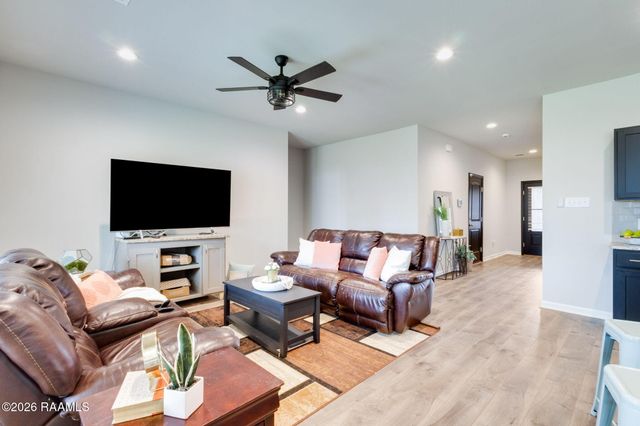 114 Southern Oak Drive, Lafayette, LA 70507