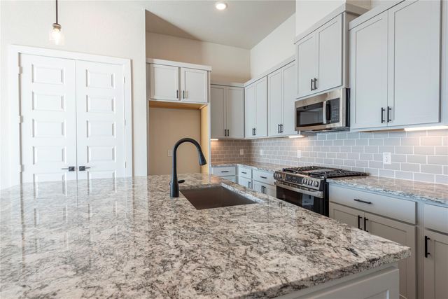 4405 Davis Lane, Seabrook, TX 77586