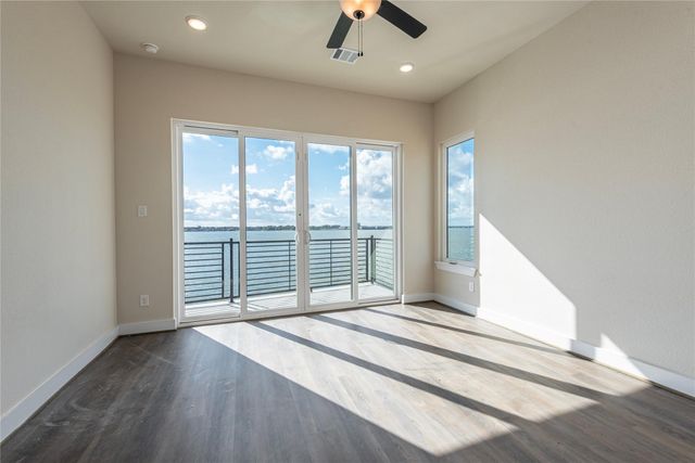 4405 Davis Lane, Seabrook, TX 77586