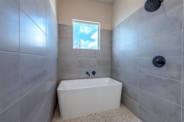 4405 Davis Lane, Seabrook, TX 77586