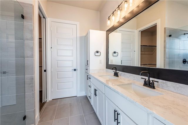 4405 Davis Lane, Seabrook, TX 77586