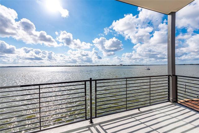 4405 Davis Lane, Seabrook, TX 77586