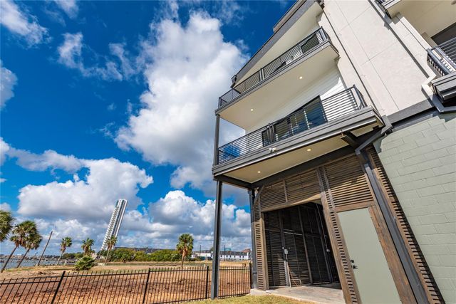 4405 Davis Lane, Seabrook, TX 77586