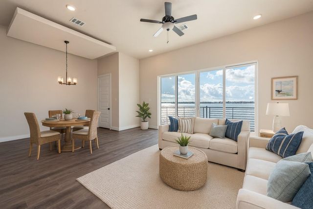 4405 Davis Lane, Seabrook, TX 77586