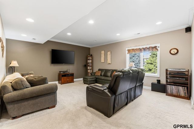 11617 S 201st Street, Gretna, NE 68028