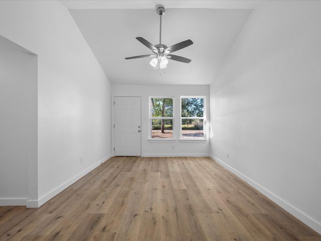 506 Worsham Street, Montgomery, TX 77316