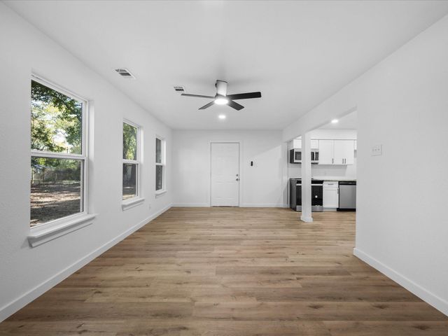 506 Worsham Street, Montgomery, TX 77316