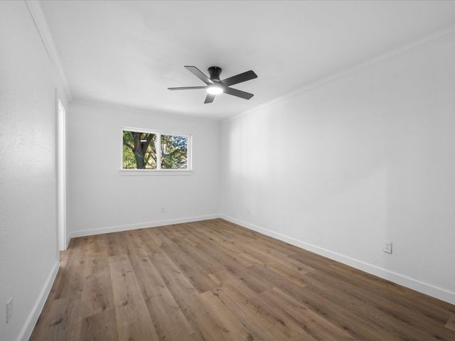 506 Worsham Street, Montgomery, TX 77316