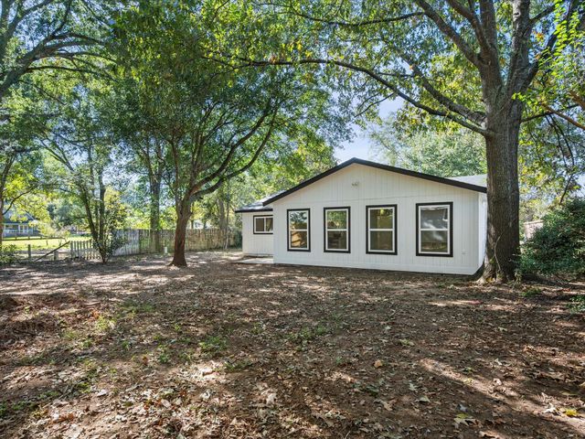 506 Worsham Street, Montgomery, TX 77316