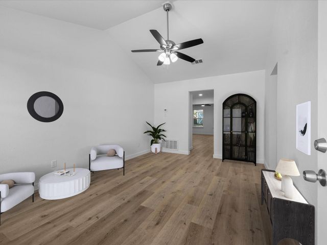 506 Worsham Street, Montgomery, TX 77316