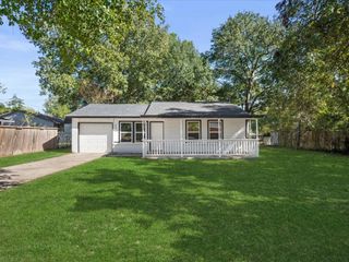 506 Worsham Street, Montgomery, TX 77316