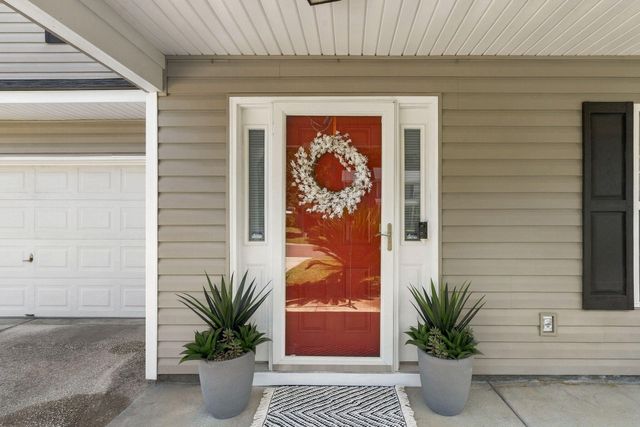 187 Blackstone Drive, Moncks Corner, SC 29461