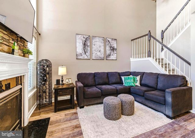 151 LA COSTA DR, Blackwood, NJ 08012