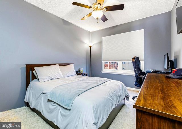 151 LA COSTA DR, Blackwood, NJ 08012