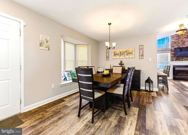 151 LA COSTA DR, Blackwood, NJ 08012