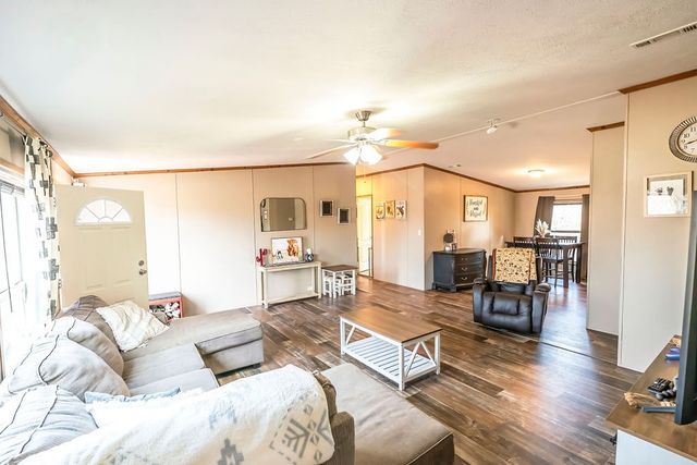 18 Pawnee Trail, Nocona, TX 76255