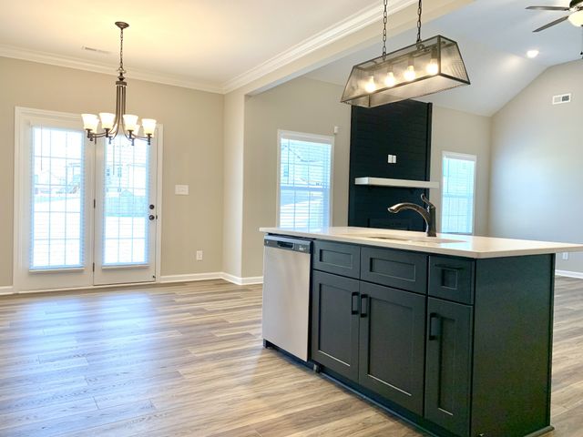 413 Ayden Ln, Clarksville, TN 37042