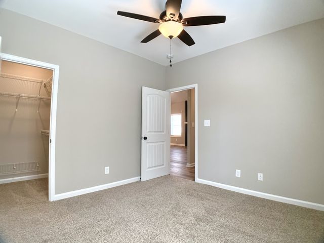 413 Ayden Ln, Clarksville, TN 37042