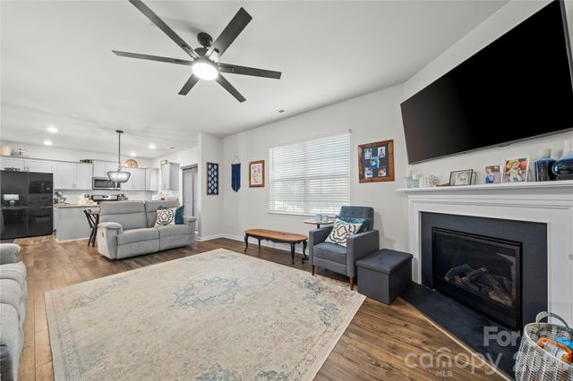 7549 Stonehouse Drive, Gastonia, NC 28056